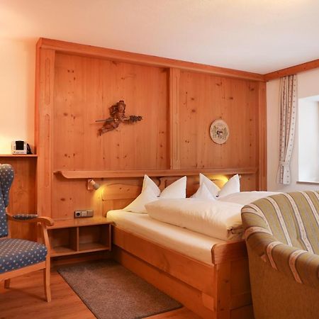 Apartamento Beim Gschdoaga Mittenwald Exterior foto